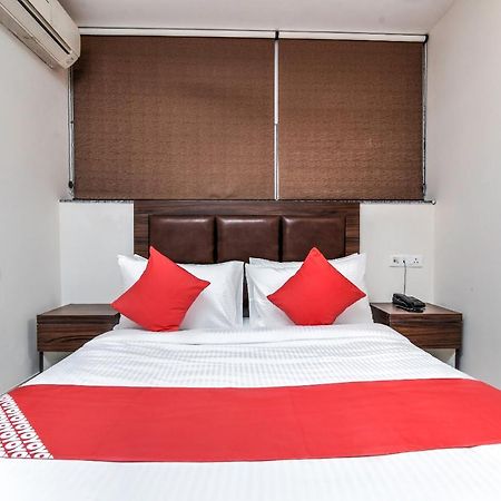 Oyo 80678 Shreenath Residency 新德里 外观 照片