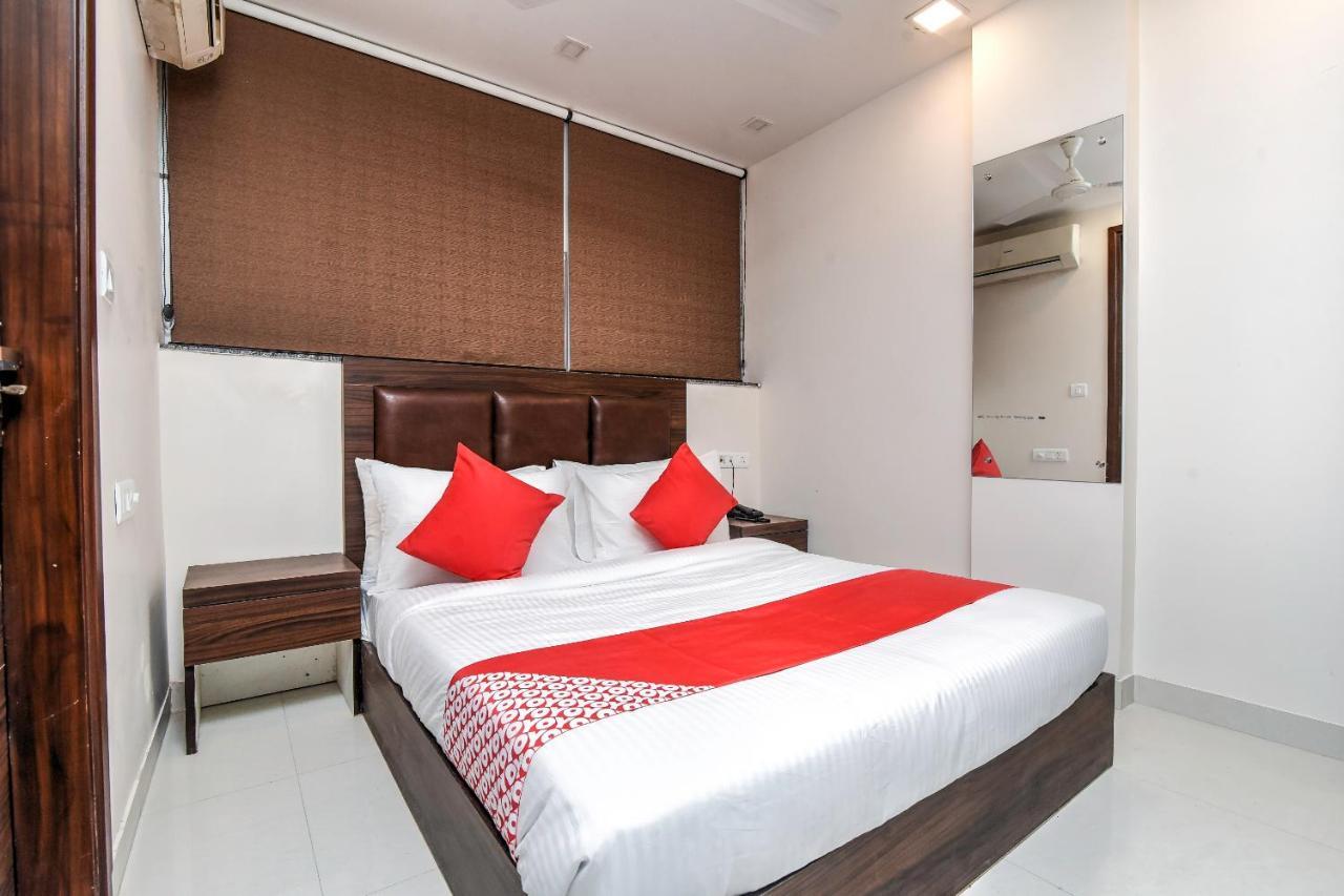 Oyo 80678 Shreenath Residency 新德里 外观 照片