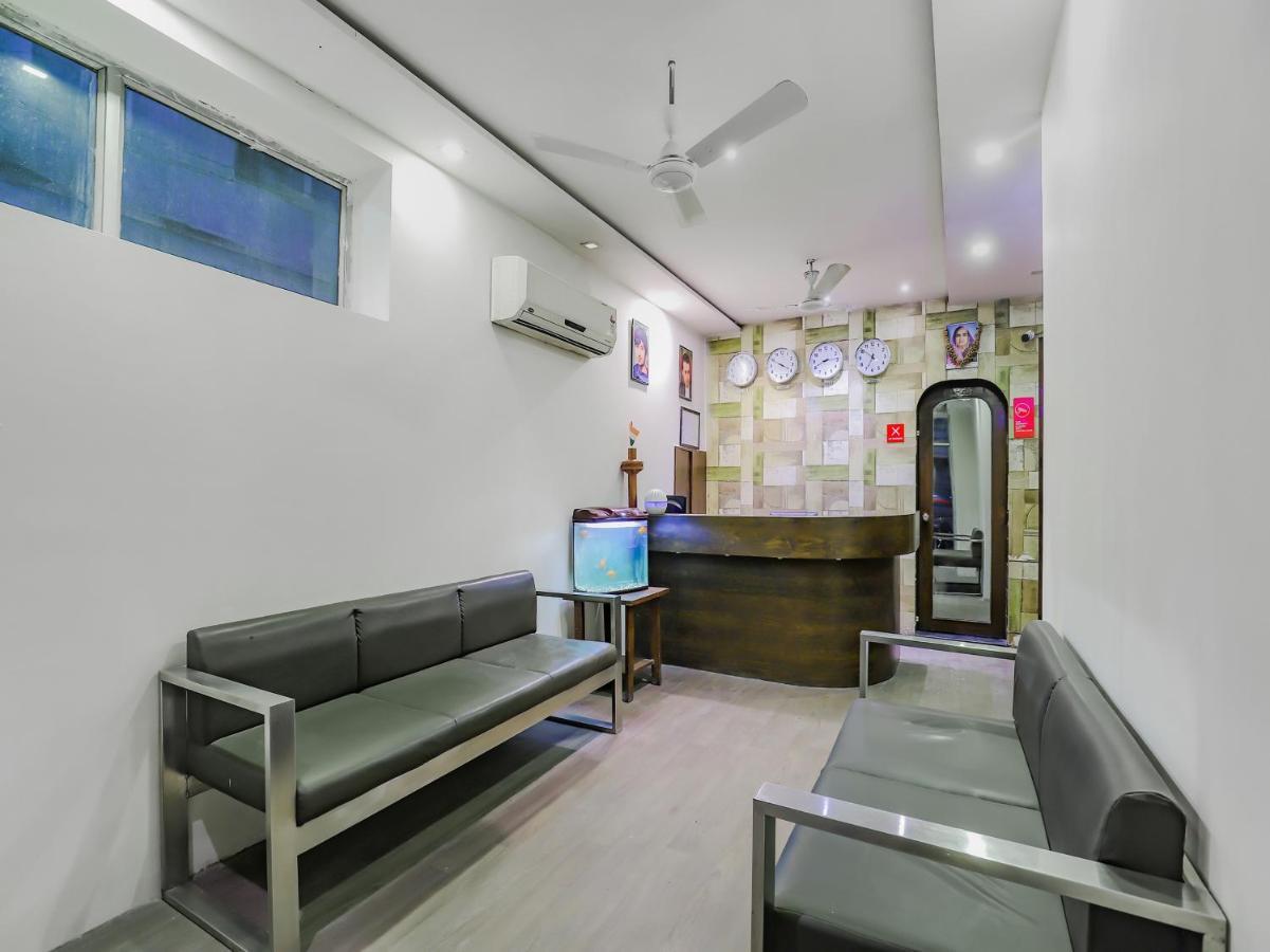 Oyo 80678 Shreenath Residency 新德里 外观 照片